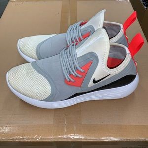 Nike LunarCharge Infrared